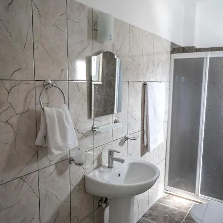 فندق Badoka Boutique 4*